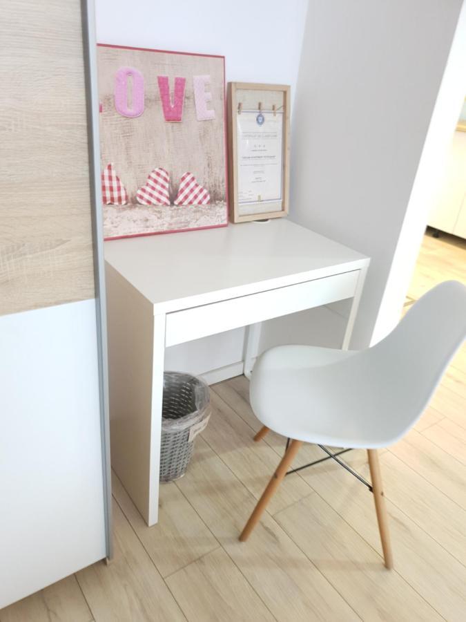 Dream Apartment Petroşani Εξωτερικό φωτογραφία