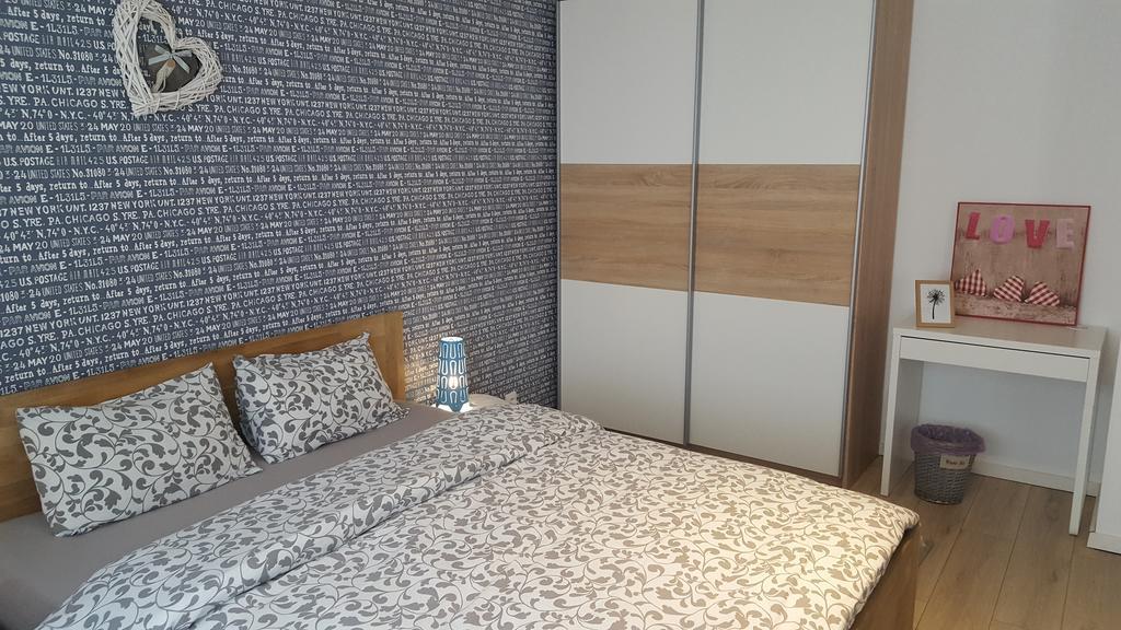 Dream Apartment Petroşani Εξωτερικό φωτογραφία